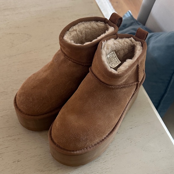 UGG Tan Suede Ankle Boots - Picture 1 of 5